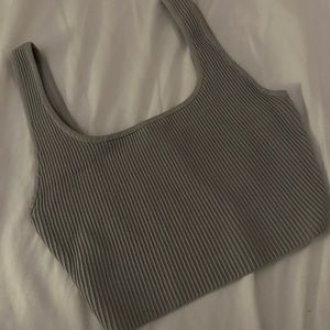 ARITZIA BABATON SCULPT KNIT TOP 🩶